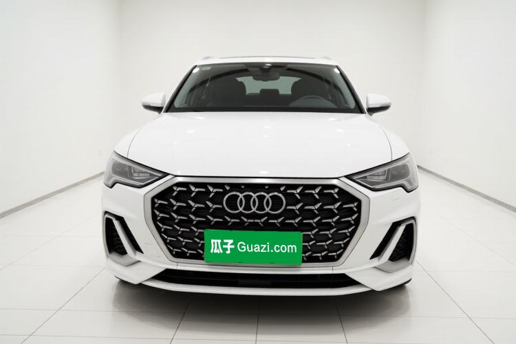 Used Audi Q3 2024 35 TFSI Fashion Dynamic Edition Exterior 1