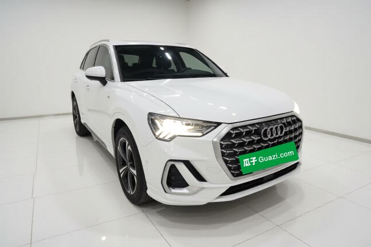 Used Audi Q3 2024 35 TFSI Fashion Dynamic Edition Exterior 2