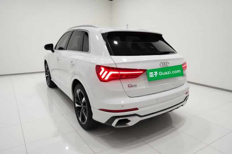 Used Audi Q3 2024 35 TFSI Fashion Dynamic Edition Exterior 3