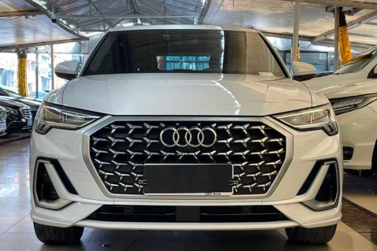 Used Audi Q3 2024 35 TFSI Fashion Dynamic Edition Exterior 3
