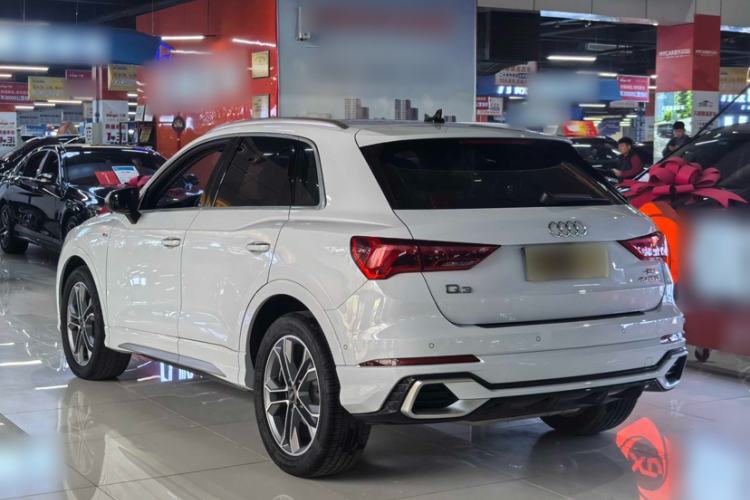 Used Audi Q3 2024 40 TFSI Fashion Dynamic Model Exterior 3