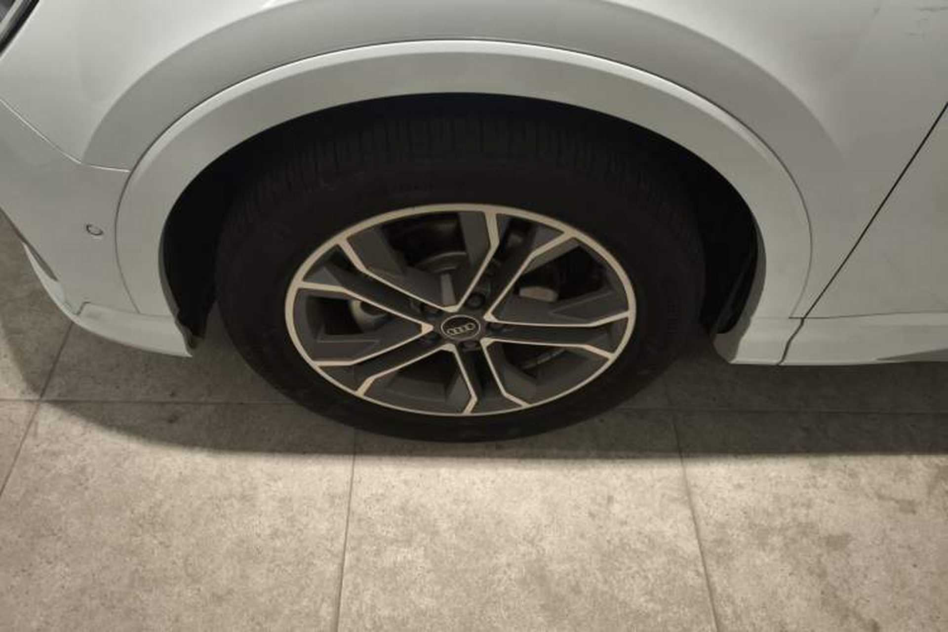 Used Audi Q3 2024 40 TFSI Fashion Dynamic Model Exterior 3