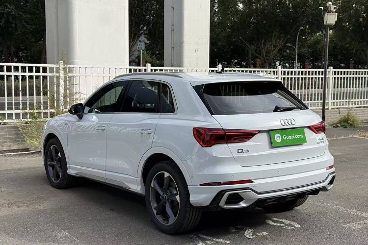 Used Audi Q3 2024 35 TFSI Fashion Dynamic Edition Exterior 3
