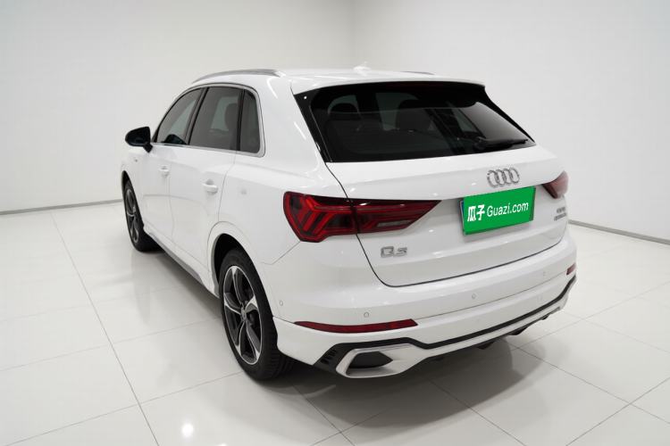 Used Audi Q3 2024 35 TFSI Fashion Dynamic Edition Exterior 3