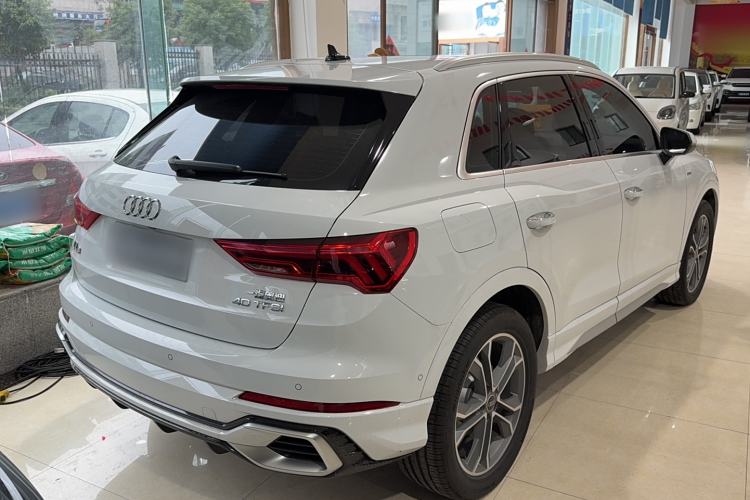 Used Audi Q3 2024 40 TFSI Fashion Dynamic Model Exterior 3