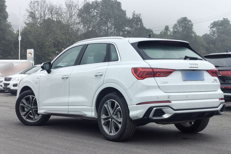 Used Audi Q3 2024 40 TFSI Fashion Dynamic Model Exterior 4