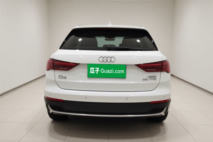 Used Audi Q3 2024 35 TFSI Stylish and Elegant Edition Exterior 4