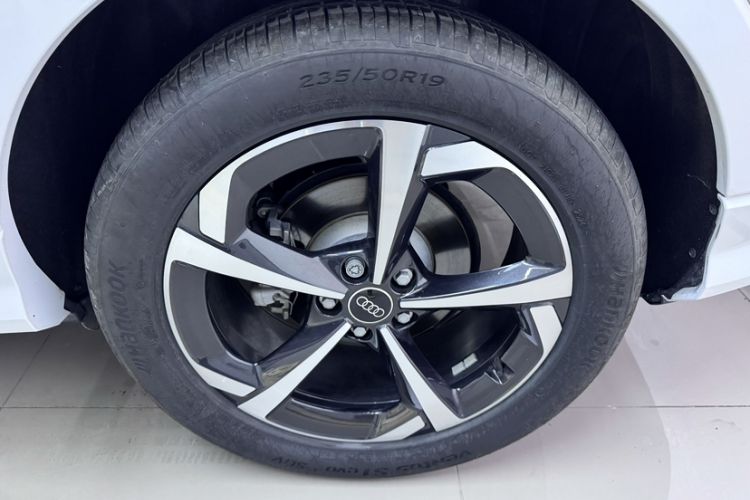 Used Audi Q3 2024 35 TFSI Fashion Dynamic Edition Exterior 5