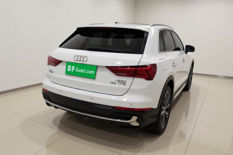 Used Audi Q3 2024 35 TFSI Stylish and Elegant Edition Exterior 5