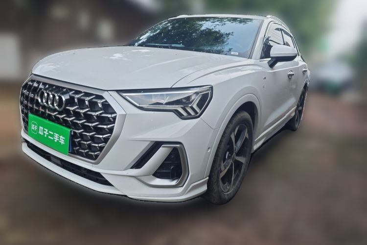 Used Audi Q3 2024 35 TFSI Fashion Dynamic Edition Guazi used car, China used car export, Used car for sale, Used  cars, Cheapest cars for sale