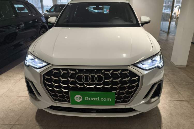 Used Audi Q3 2024 40 TFSI Fashion Dynamic Model Front