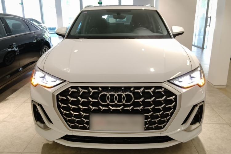 Used Audi Q3 2024 40 TFSI Fashion Dynamic Model Front