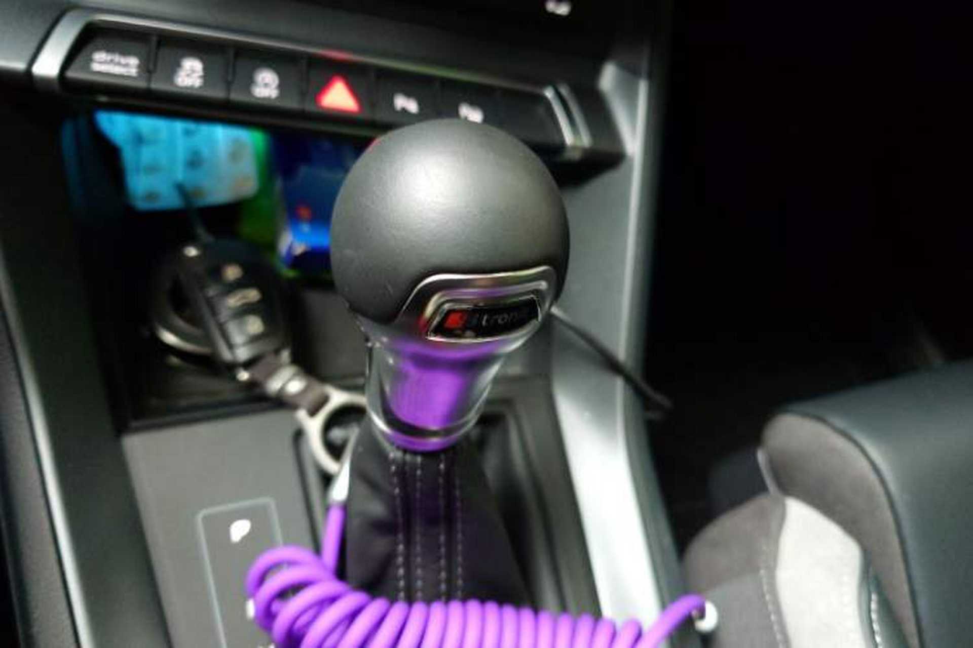 Used Audi Q3 2024 40 TFSI Fashion Dynamic Model Gear Lever