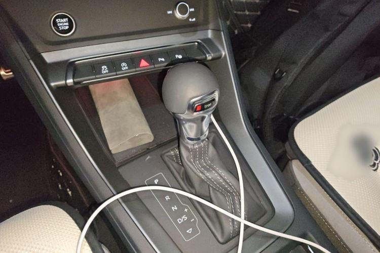 Used Audi Q3 2024 35 TFSI Fashion Dynamic Edition Gear Lever