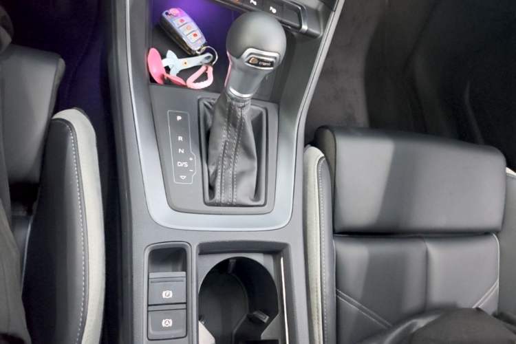 Used Audi Q3 2024 35 TFSI Fashion Dynamic Edition Gear Lever