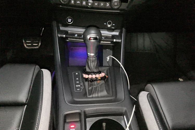 Used Audi Q3 2024 35 TFSI Fashion Dynamic Edition Gear Lever