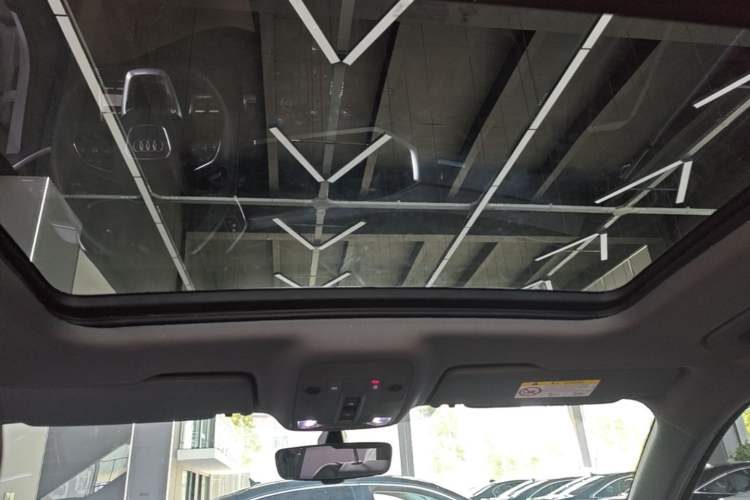 Used Audi Q3 2024 35 TFSI Fashion Dynamic Edition Headliner
