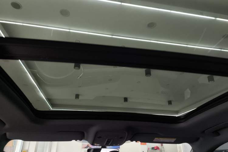 Used Audi Q3 2024 40 TFSI Fashion Dynamic Model Headliner