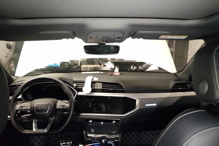 Used Audi Q3 2024 35 TFSI Fashion Dynamic Edition Headliner