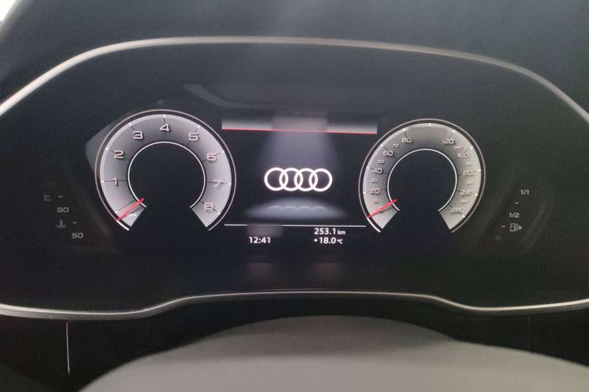 Used Audi Q3 2024 35 TFSI Fashion Dynamic Edition Instrument Cluster