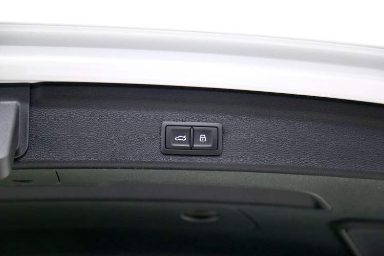 Used Audi Q3 2024 40 TFSI Fashion Dynamic Model Interior 1