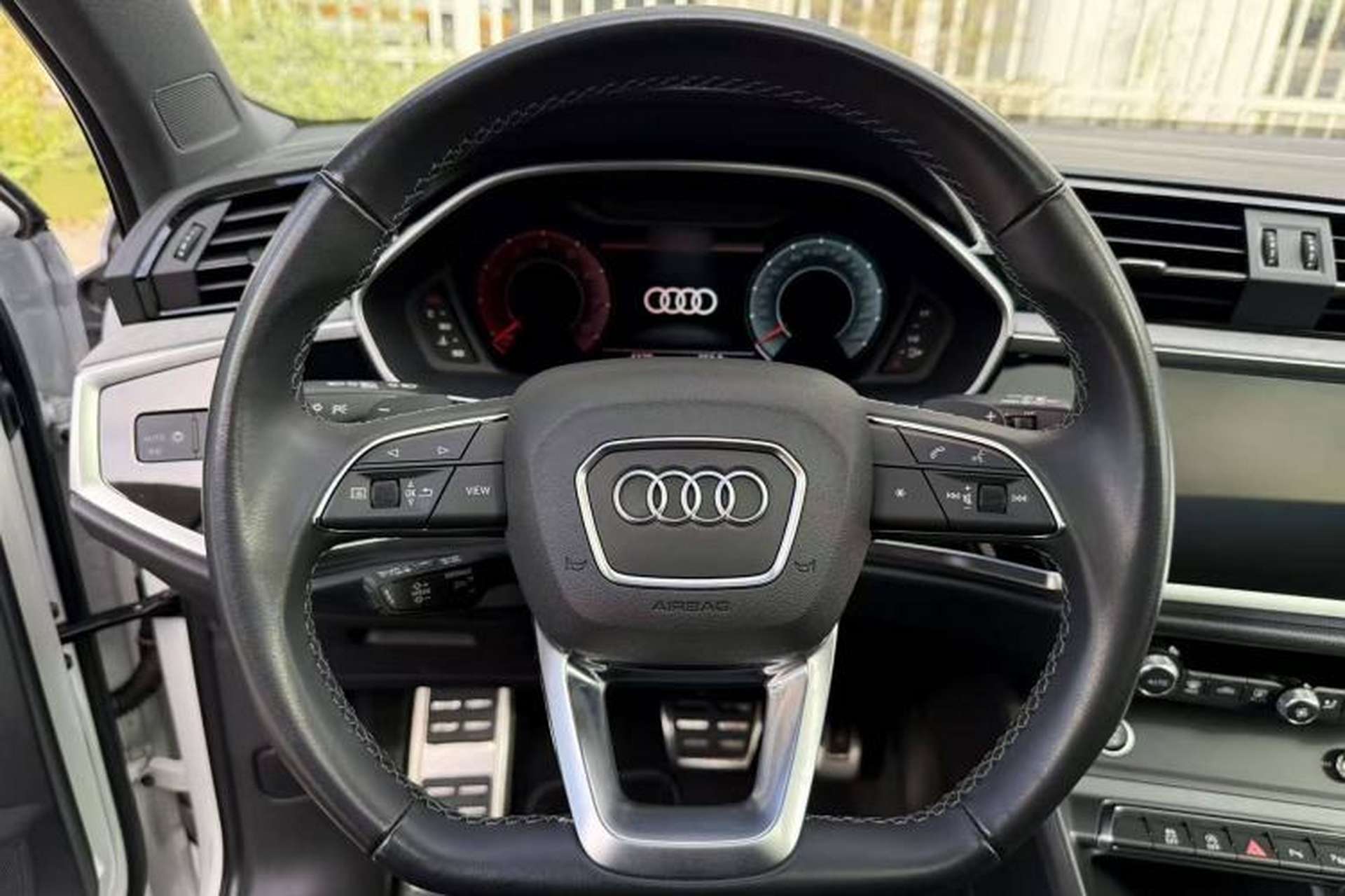 Used Audi Q3 2024 35 TFSI Fashion Dynamic Edition Interior 2