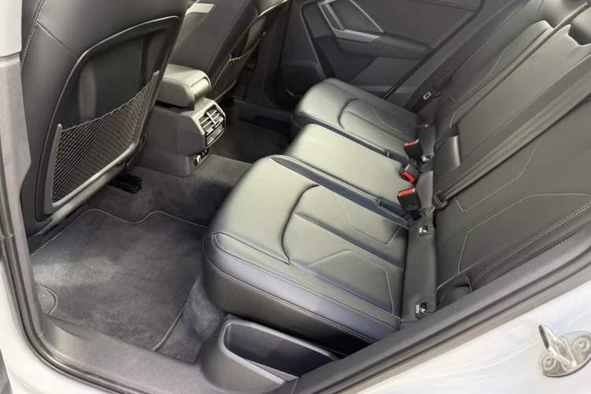 Used Audi Q3 2024 35 TFSI Fashion Dynamic Edition Interior 4