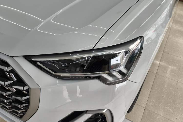 Used Audi Q3 2024 40 TFSI Fashion Dynamic Model Left Front Headlight