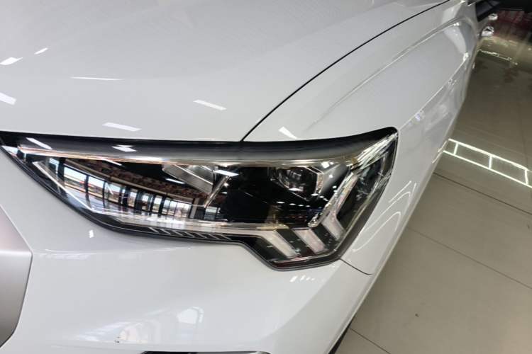 Used Audi Q3 2024 35 TFSI Fashion Dynamic Edition Left Front Headlight