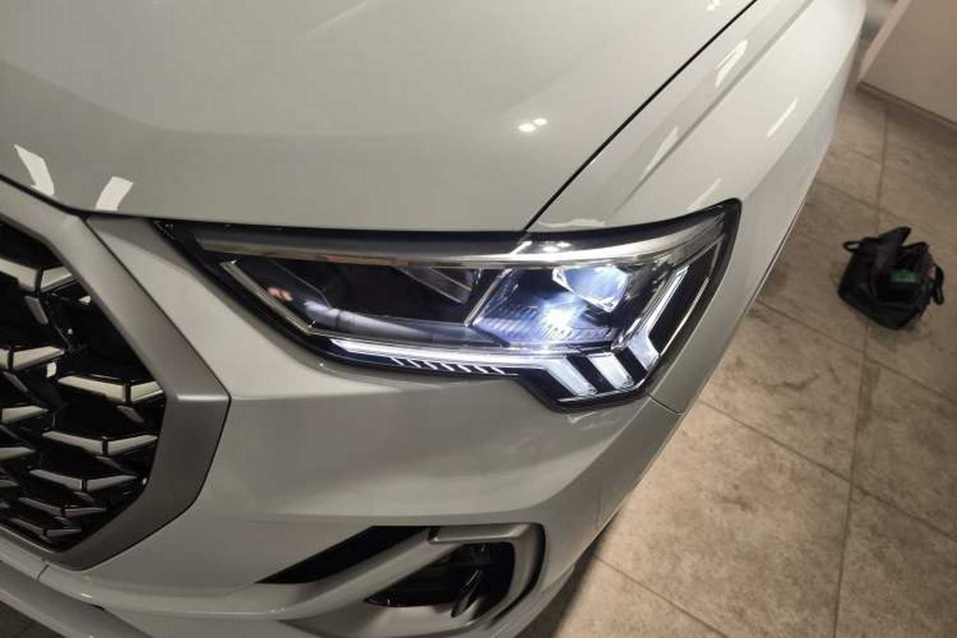 Used Audi Q3 2024 40 TFSI Fashion Dynamic Model Left Front Headlight