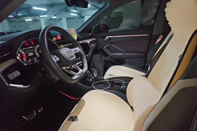 Used Audi Q3 2024 35 TFSI Fashion Dynamic Edition Left Front Seat