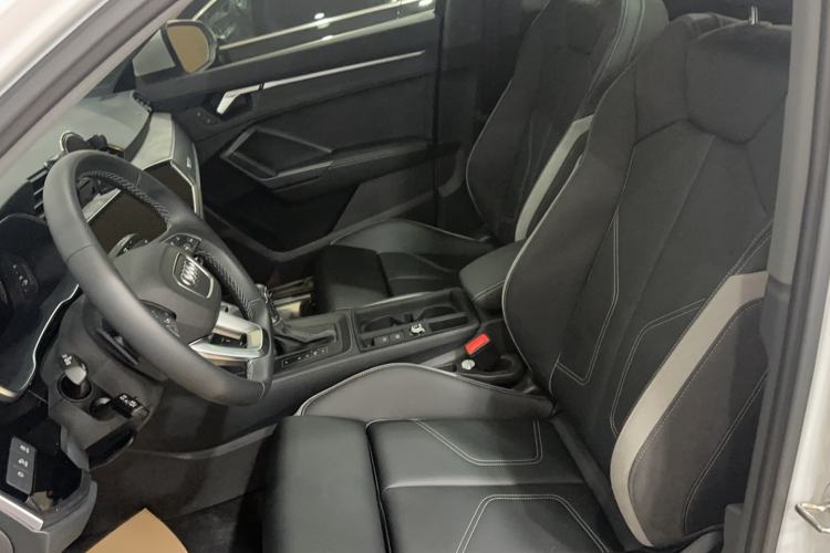 Used Audi Q3 2024 35 TFSI Fashion Dynamic Edition Left Front Seat