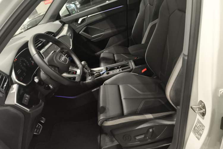 Used Audi Q3 2024 40 TFSI Fashion Dynamic Model Left Front Seat