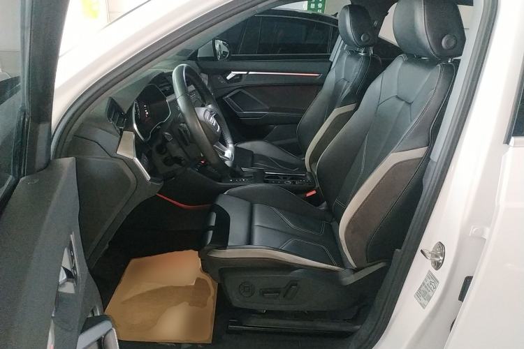 Used Audi Q3 2024 35 TFSI Fashion Dynamic Edition Left Front Seat