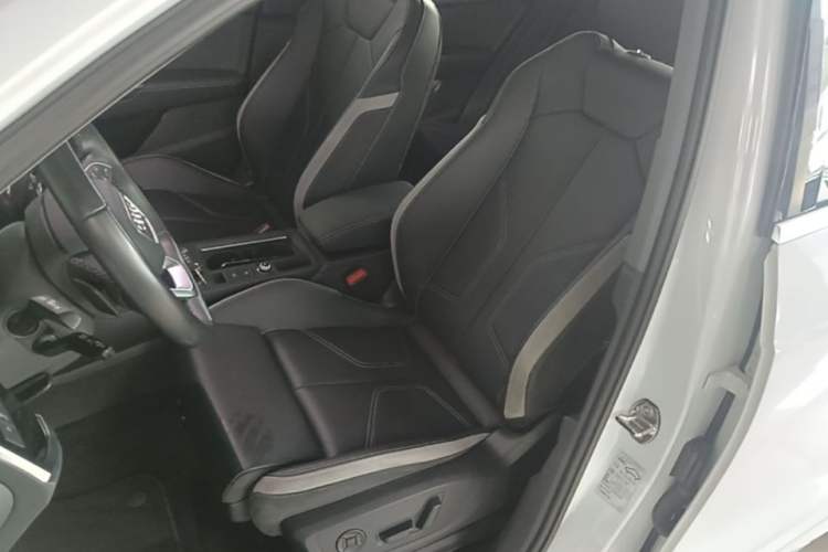 Used Audi Q3 2024 35 TFSI Fashion Dynamic Edition Left Front Seat