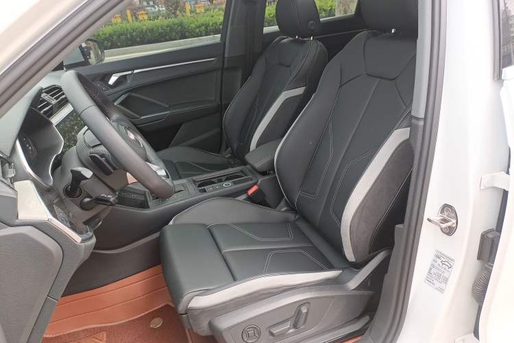 Used Audi Q3 2024 35 TFSI Fashion Dynamic Edition Left Front Seat