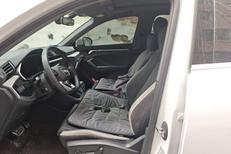 Used Audi Q3 2024 35 TFSI Fashion Dynamic Edition Left Front Seat