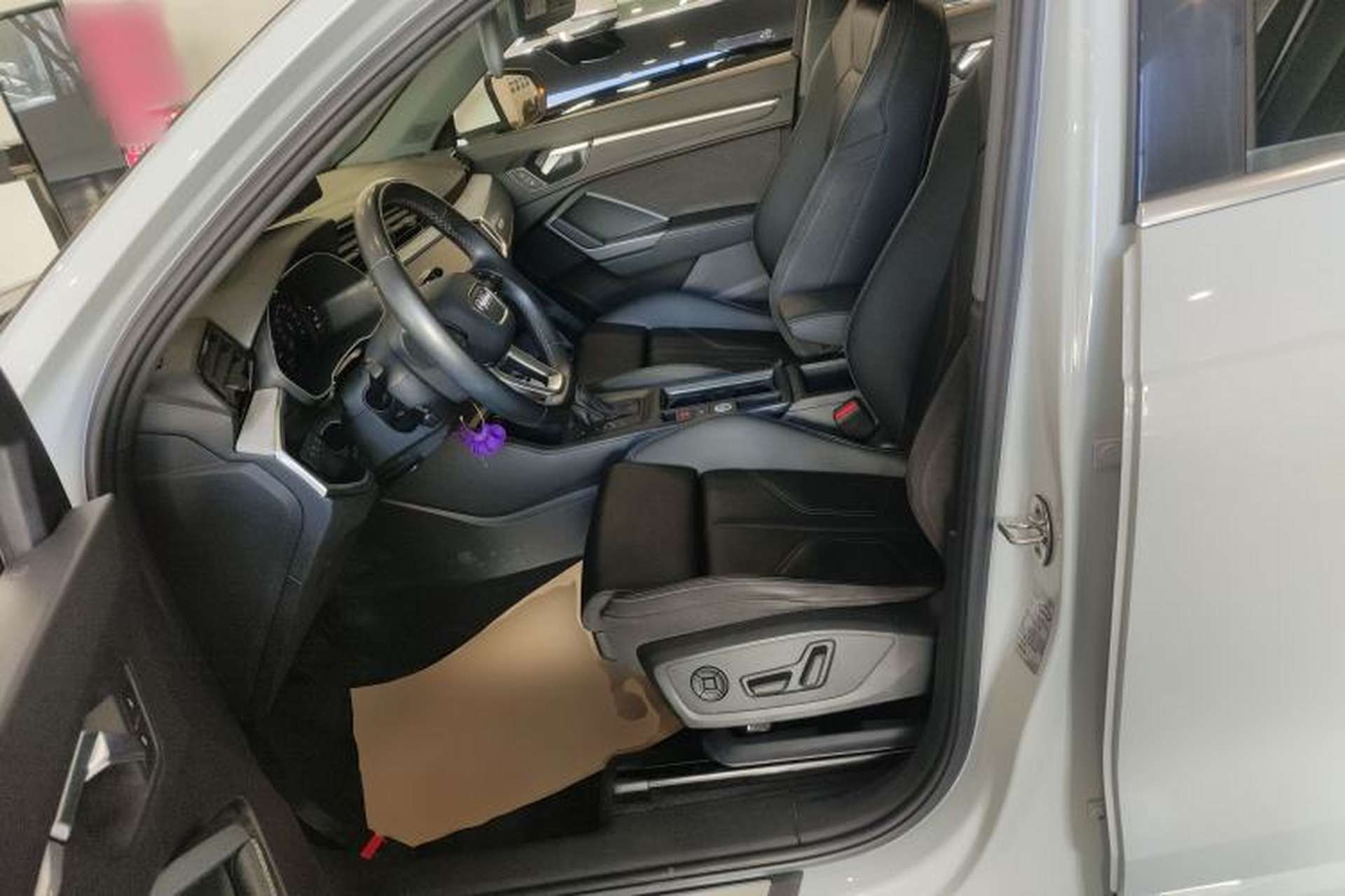 Used Audi Q3 2024 35 TFSI Ambition Dynamic Edition Left Front Seat