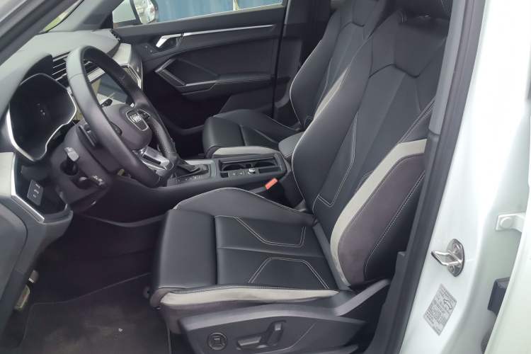Used Audi Q3 2024 40 TFSI Fashion Dynamic Model Left Front Seat