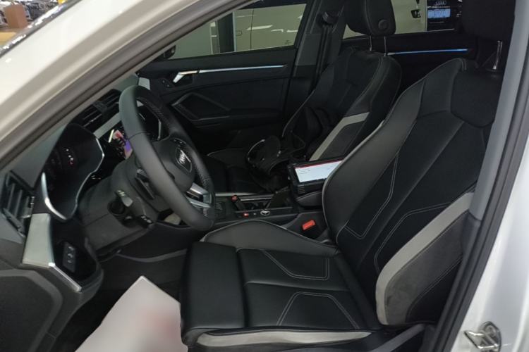 Used Audi Q3 2024 35 TFSI Fashion Dynamic Edition Left Front Seat