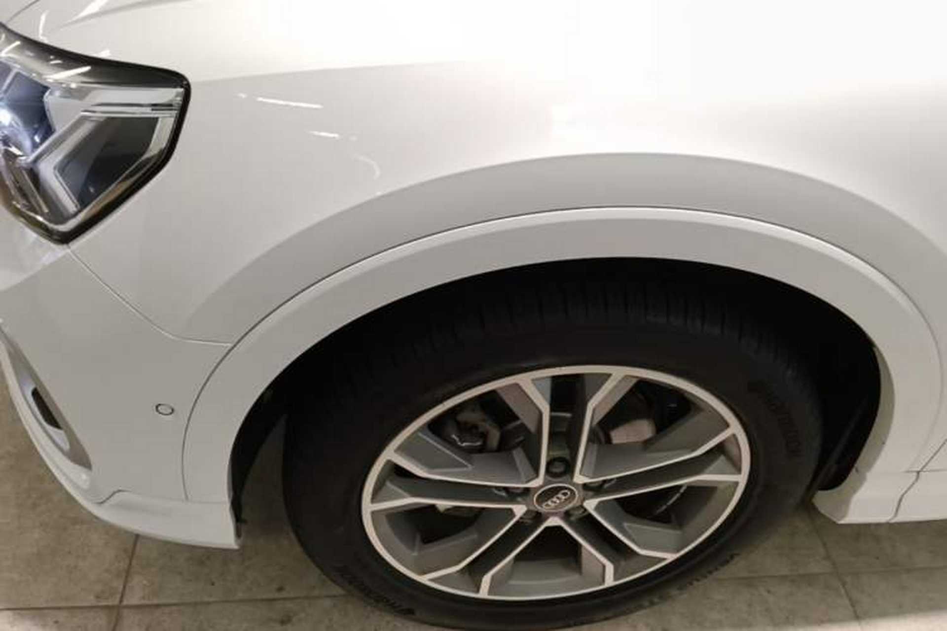 Used Audi Q3 2024 40 TFSI Fashion Dynamic Model Left Front Wheel Hub
