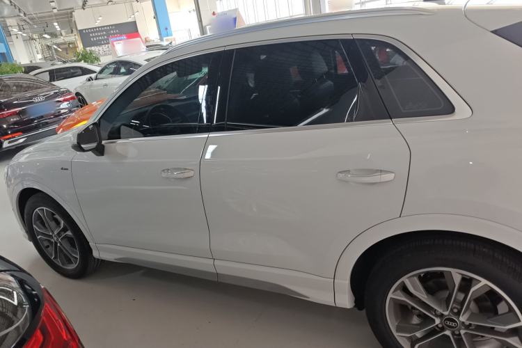 Used Audi Q3 2024 40 TFSI Fashion Dynamic Model Left Side