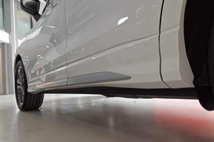 Used Audi Q3 2024 40 TFSI Fashion Dynamic Model Left Side Sill