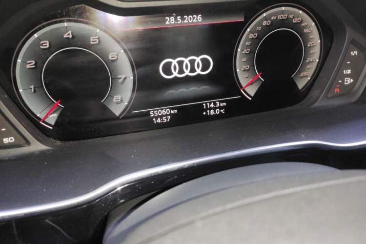 Used Audi Q3 2024 35 TFSI Fashion Dynamic Edition Odometer Close Up