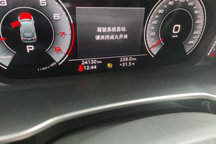 Used Audi Q3 2024 35 TFSI Fashion Dynamic Edition Odometer Close Up
