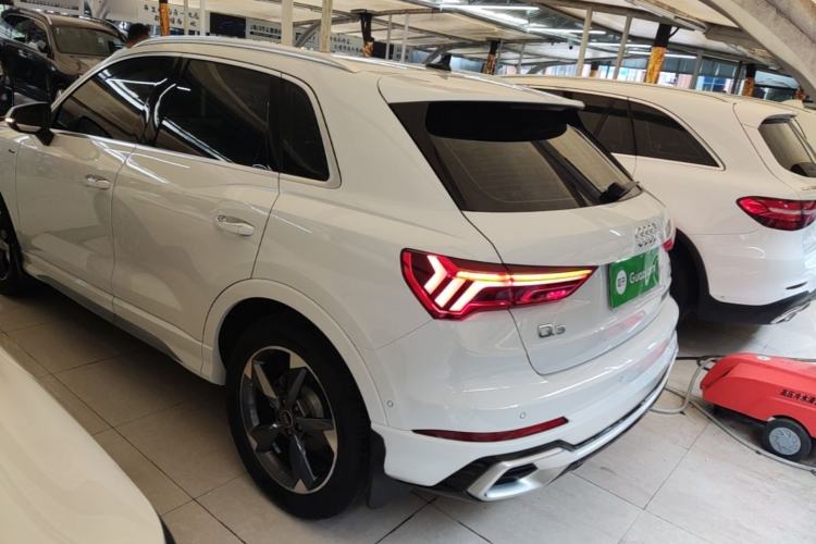 Used Audi Q3 2024 35 TFSI Fashion Dynamic Edition Rear Left 45 Deg