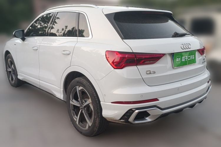 Used Audi Q3 2024 35 TFSI Fashion Dynamic Edition Rear Left 45 Deg