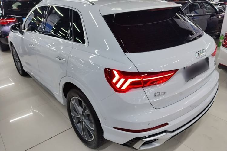 Used Audi Q3 2024 40 TFSI Fashion Dynamic Model Rear Left 45 Deg