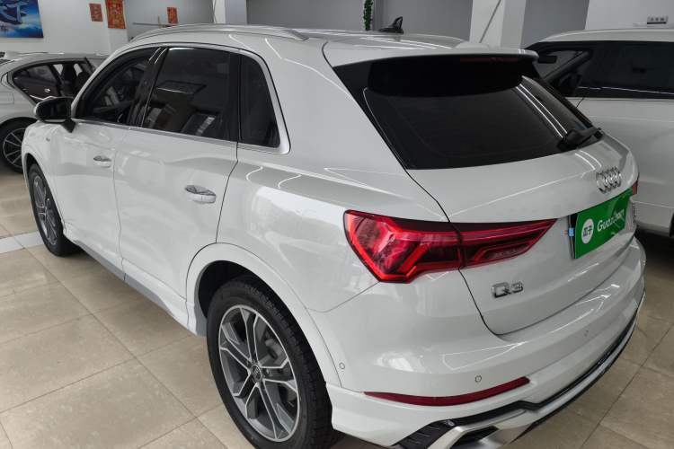 Used Audi Q3 2024 40 TFSI Fashion Dynamic Model Rear Left 45 Deg