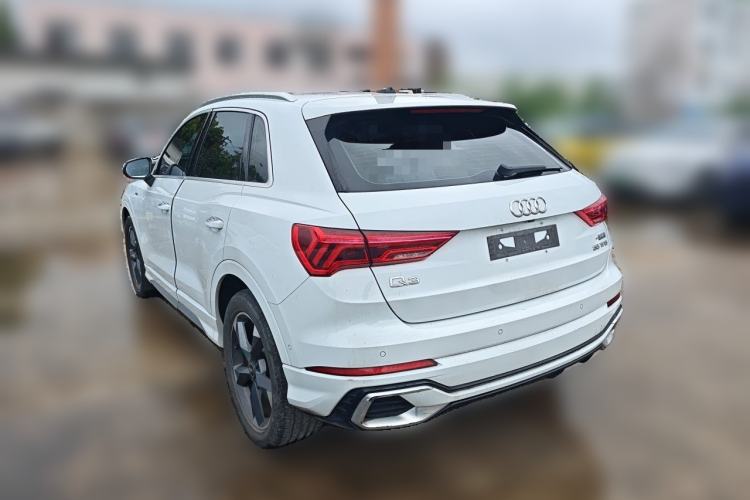 Used Audi Q3 2024 35 TFSI Fashion Dynamic Edition Rear Left 45 Deg